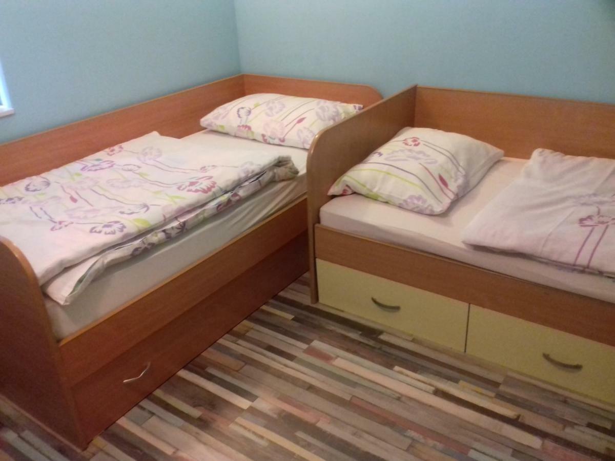 Apartmani Tomljenovic Senj  Exterior photo